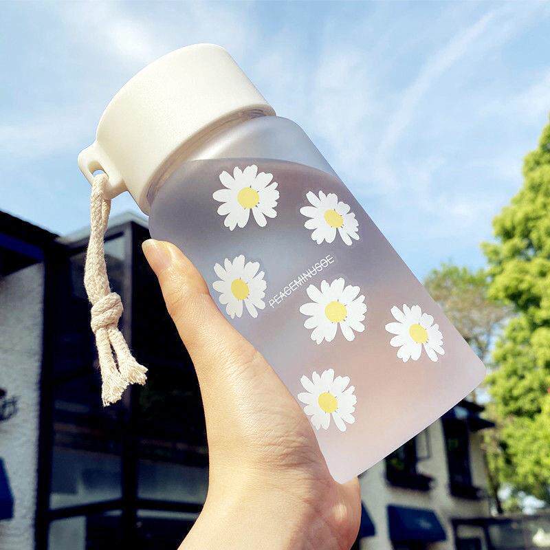 厂家小雏菊塑料杯 女学生随手杯网红磨砂透明花茶水杯礼品