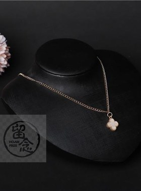 。Clover Necklace natural style siy clavicle chain versatile