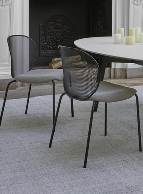 法国 Ligne roset 写意空间UNBEAUMATIN时尚简约家用餐椅成人靠背