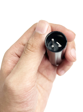 DM1动圈话筒音量放大器48v卡侬接口麦克风话放增大音量迷你小鞭炮