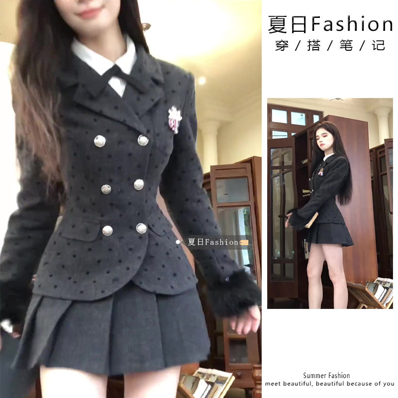 学院风穿搭两件套女秋冬西装波点夹棉外套高腰百褶半身裙西服上衣