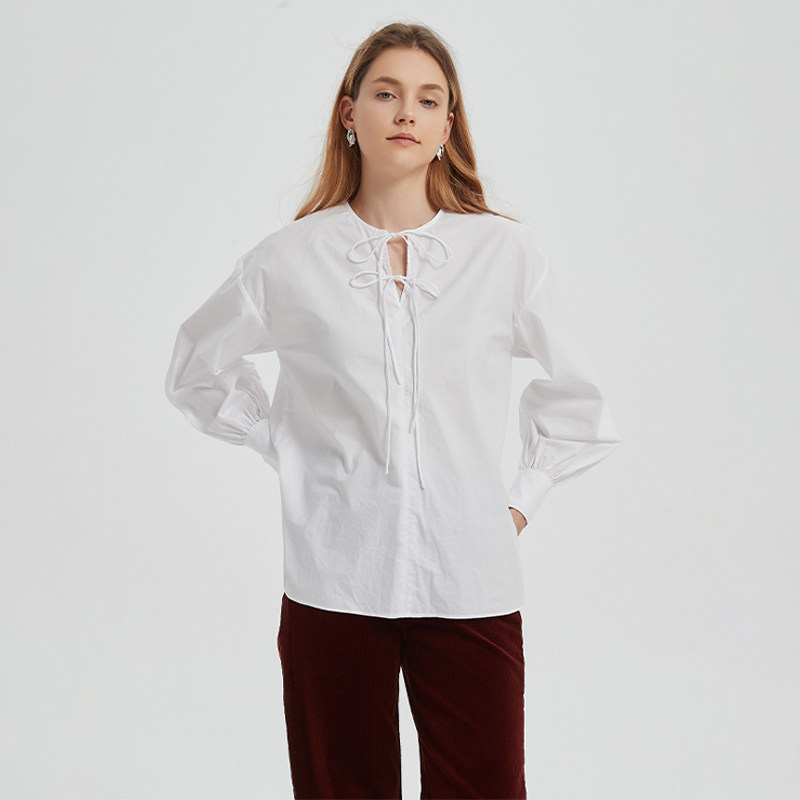 Petit Bari随性廓型细带圆领衬衫 圆领系带设计 灯笼袖宽