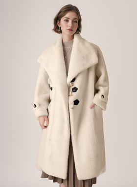 Petit Bari环保皮草牛角扣翻领大衣外套女 环保纤维牛角扣大衣
