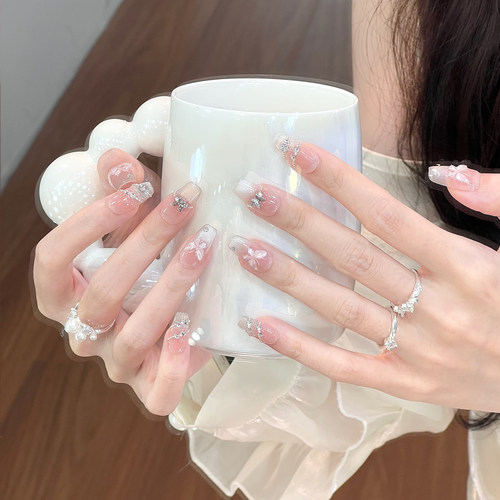 蝴蝶仙子穿戴甲冰透裸色猫眼美甲高级感