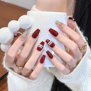 植兔新年醒狮穿戴甲短款爆闪碎钻红色美甲秋冬轻奢高级感手工甲片