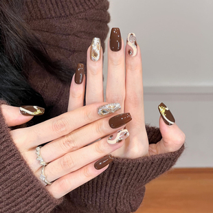 植兔穿戴甲短款 美拉德奶棕咖巧克力色秋冬显白美甲晕染氛围感甲片