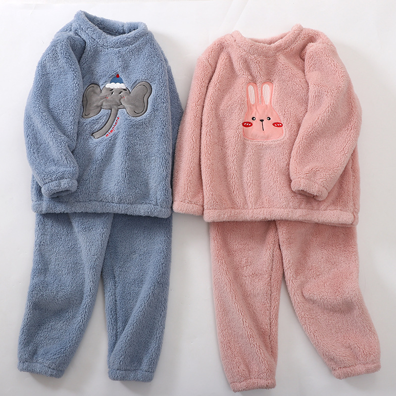 儿童法兰绒睡衣套装可爱卡通男生女生秋冬保暖家居服套装新亲子款