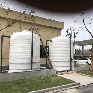 定制5吨塑料桶滚塑药剂水箱原液储罐5吨减水剂塑料桶PE水塔