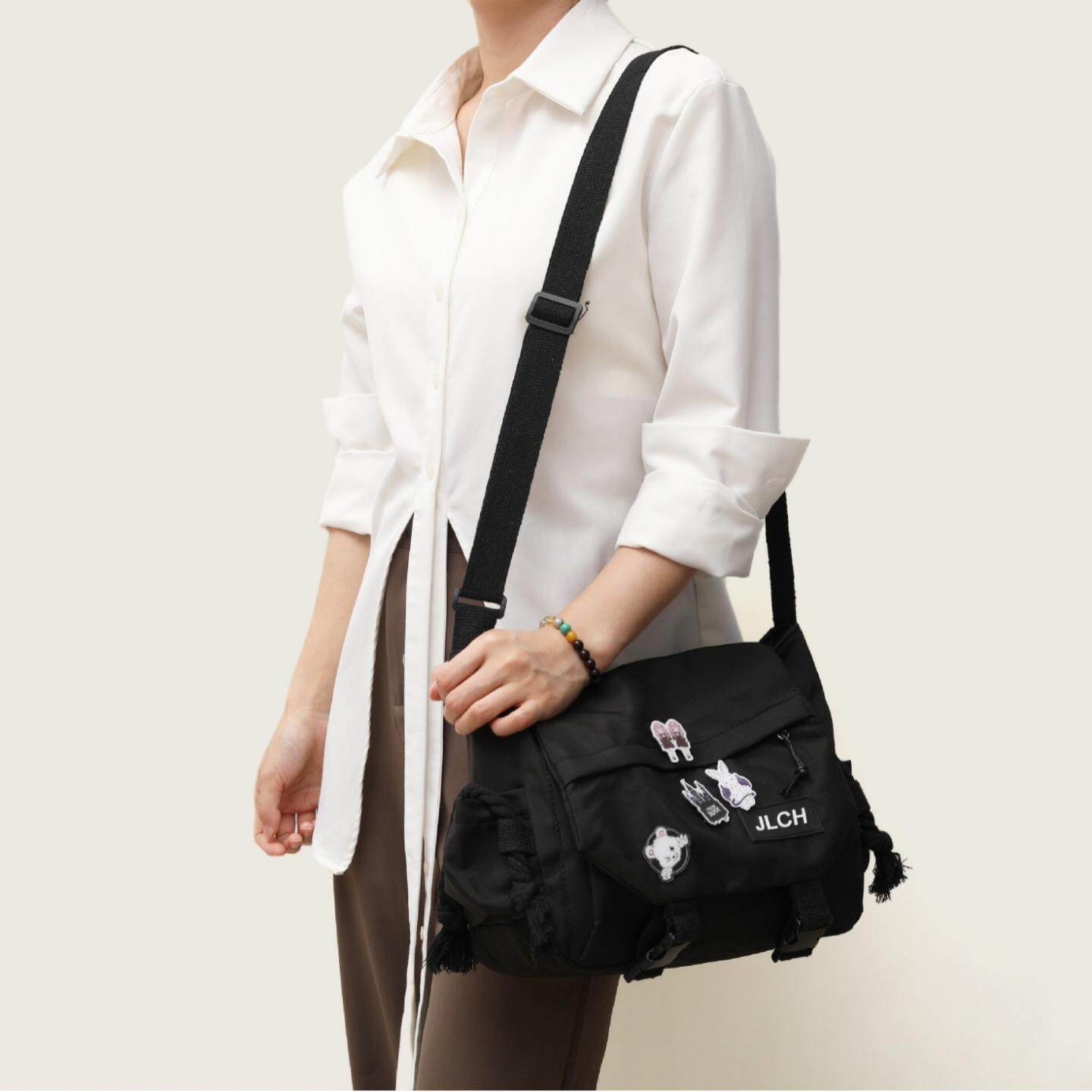 包包斜挎包女布包单肩包小熊邮差包大容量百搭尼龙包学生时尚背包