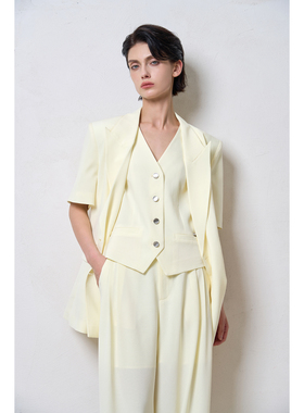 【商场同款】DI.AD 25年春轻薄透气显瘦休闲短袖西装女DA521246X2