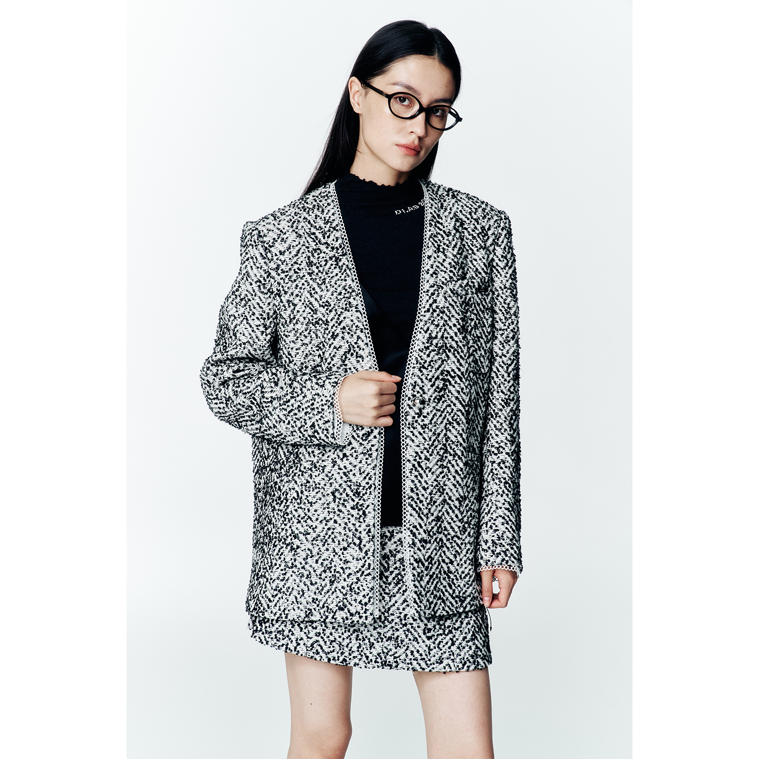 秋季新款圈圈花纱V领廓形小西装