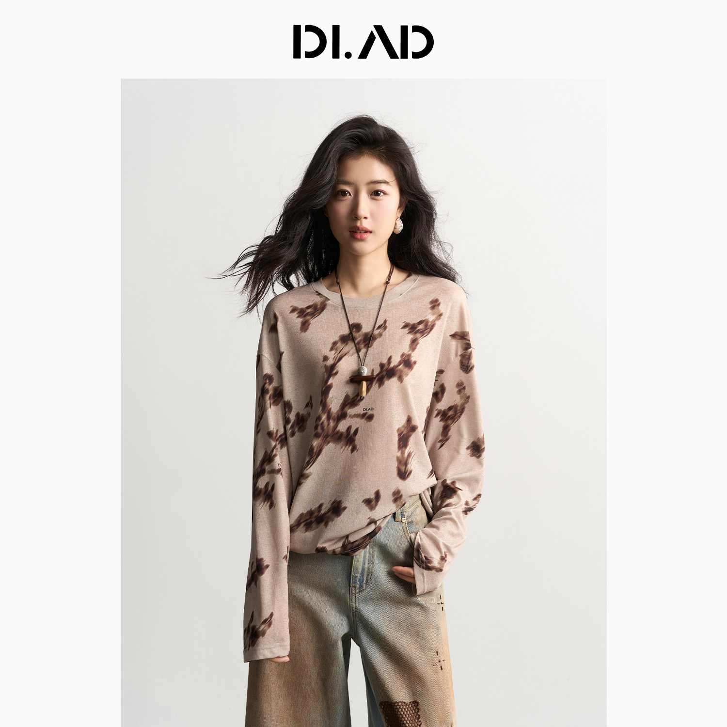 DI.AD 26夏胶囊系列印花长袖T恤女DB692928T0