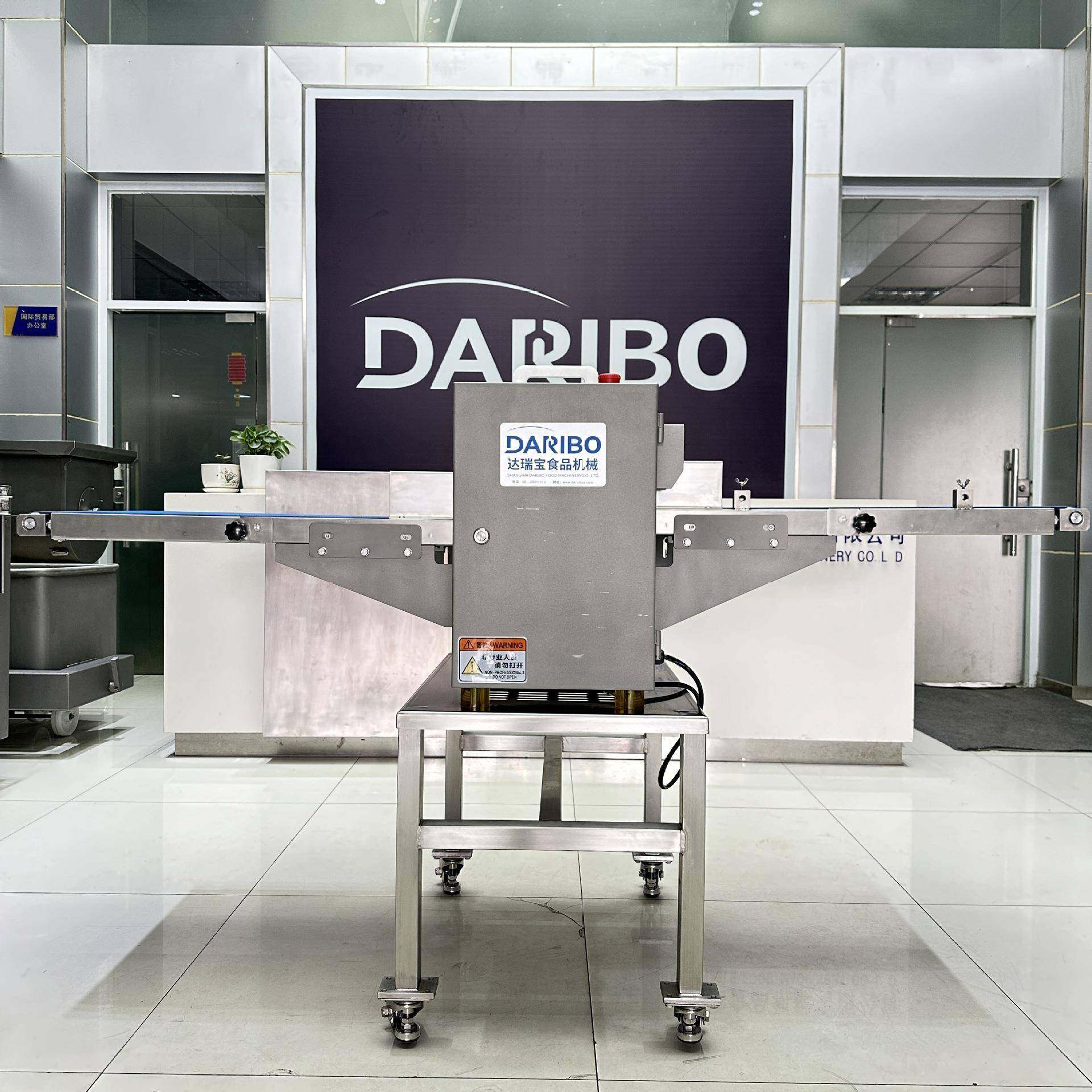 R条带输送式分条切条机 无骨肉分条禽类切块机 全不锈钢外壳材质,清洗/食品/商业设备,肉制品加工设备,淘宝优惠券,粉丝福利购,淘宝优惠卷