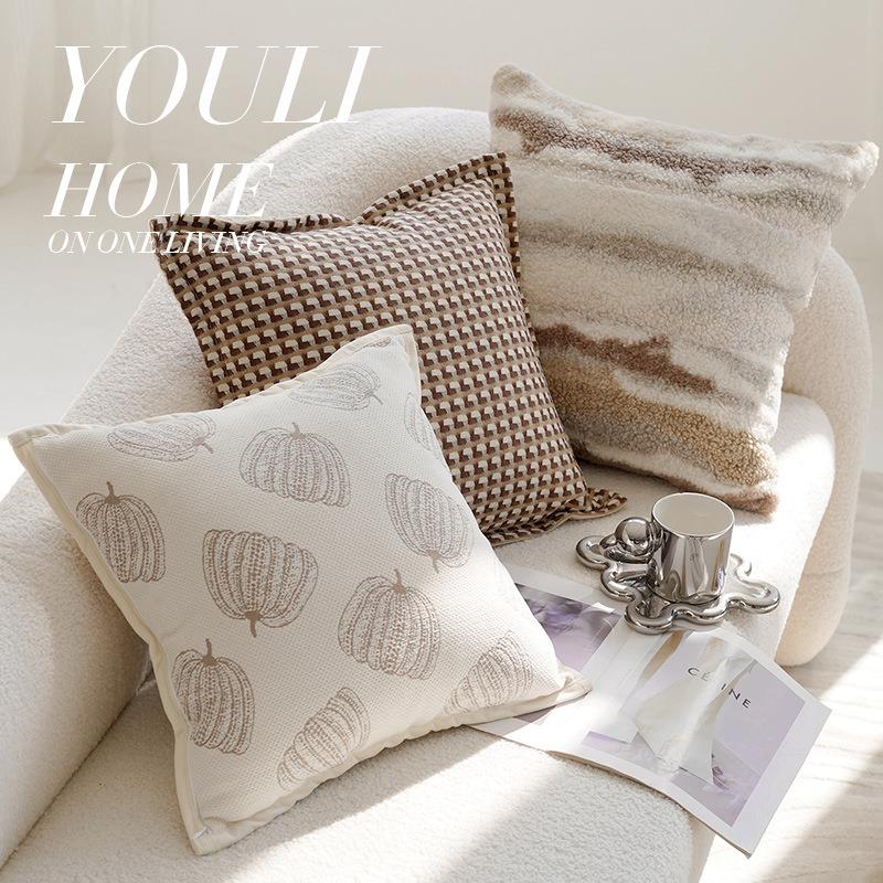 棕色中古奶油风抱枕轻奢高级家用客厅沙发靠枕腰枕靠背床头靠垫