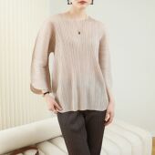 T恤女24早秋新款 高端褶皱大码 宽松百搭舒适圆领上衣专柜品质