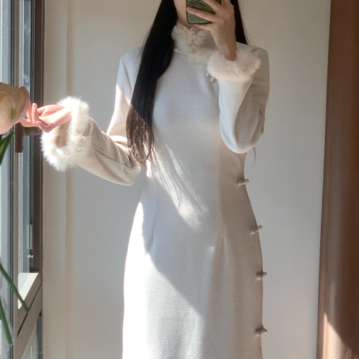 四季予她【暖玉】秋冬奶白色温柔兔毛温婉感旗袍  衣长120