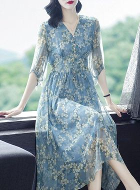 46535春夏装新款女真丝碎花裙子海边度假长裙收腰桑蚕丝连衣裙