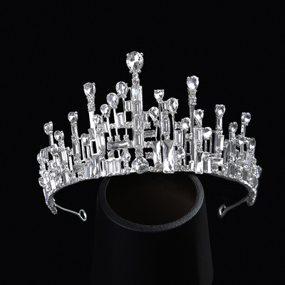 2022新娘头饰超仙演出水钻白色皇冠发箍女婚庆水晶发饰婚纱配
