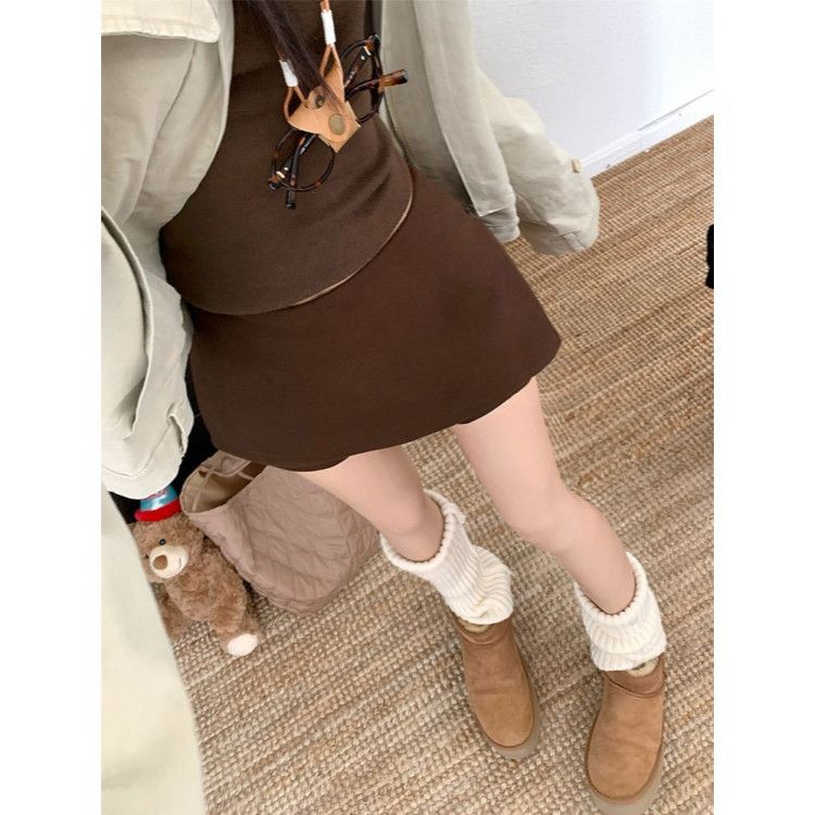 春秋冬短裙新款侧边拉链a字裙2025百搭显瘦半身裙毛呢两穿短裙裤