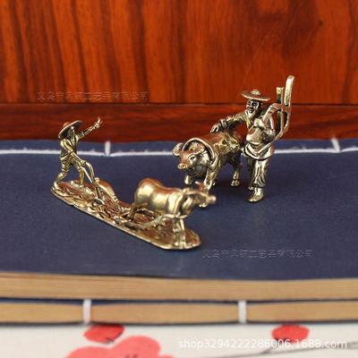 黄铜耕耘老人桌面怀旧摆件农夫与耕牛家居办公摆件纯铜怀旧装饰品