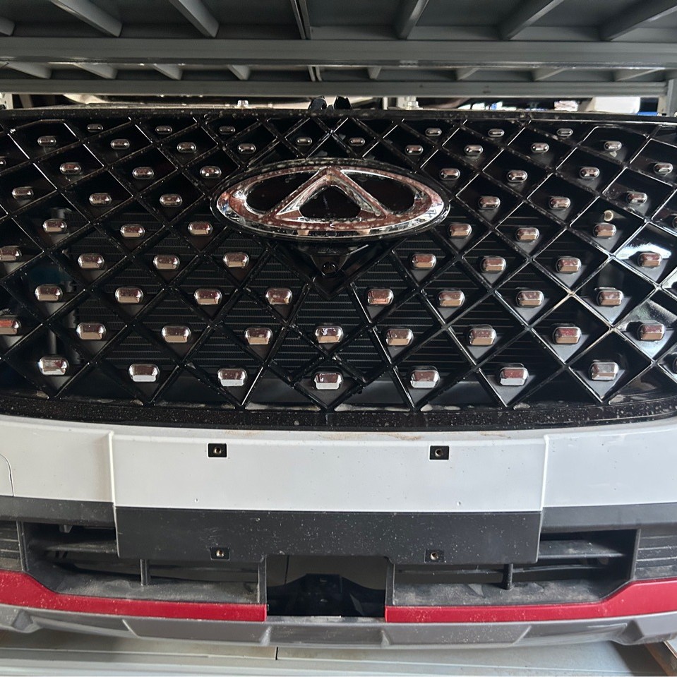 适用于奇瑞瑞虎保险杠 瑞虎3x5x78pro8plus9前杠总成保险杠套件