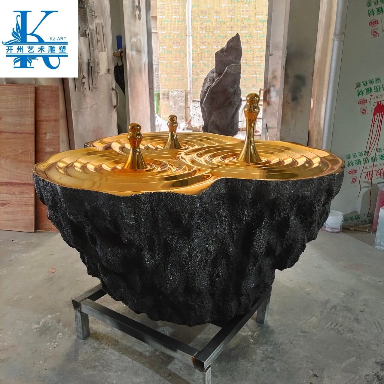 现代大型抽象电镀水盘落地摆件