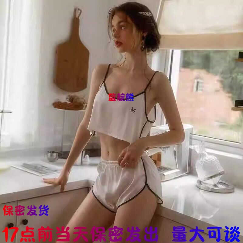 17点前当天发出性感女士情调战袍