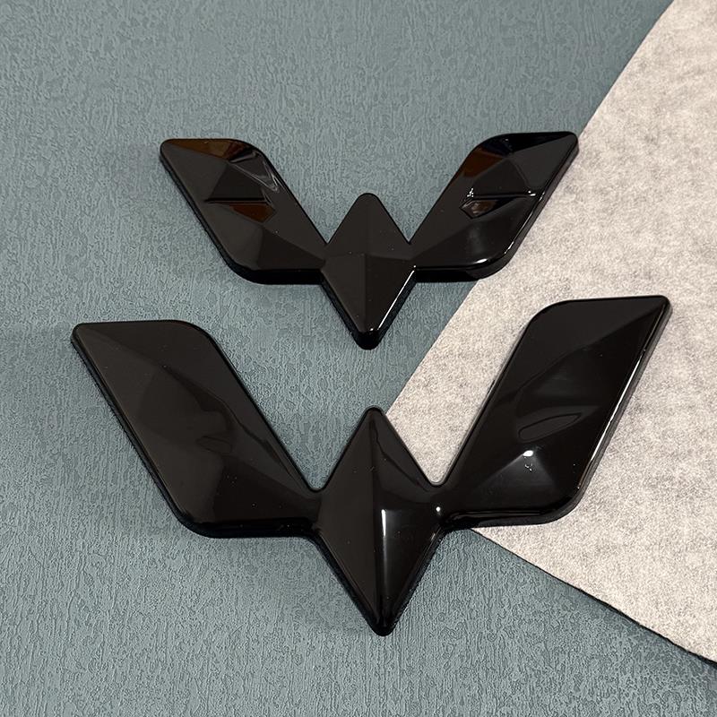 适用五菱宏光/S/S1/S3/PLUS/V荣光V改装黑武士前后车标装饰贴中网