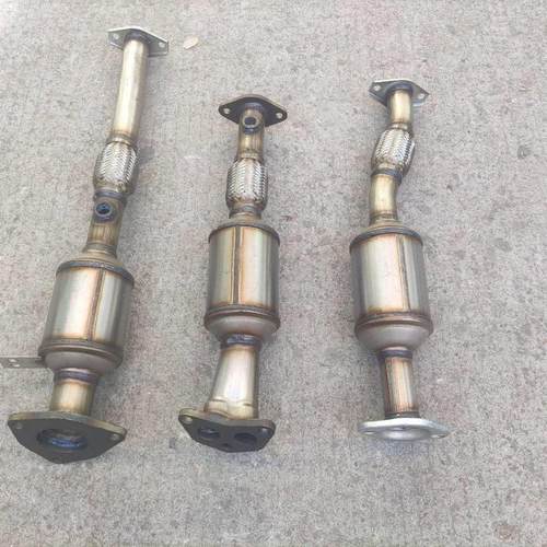 适用于北汽未洋205/306/307三元催化转化器排气净化器排气管前部