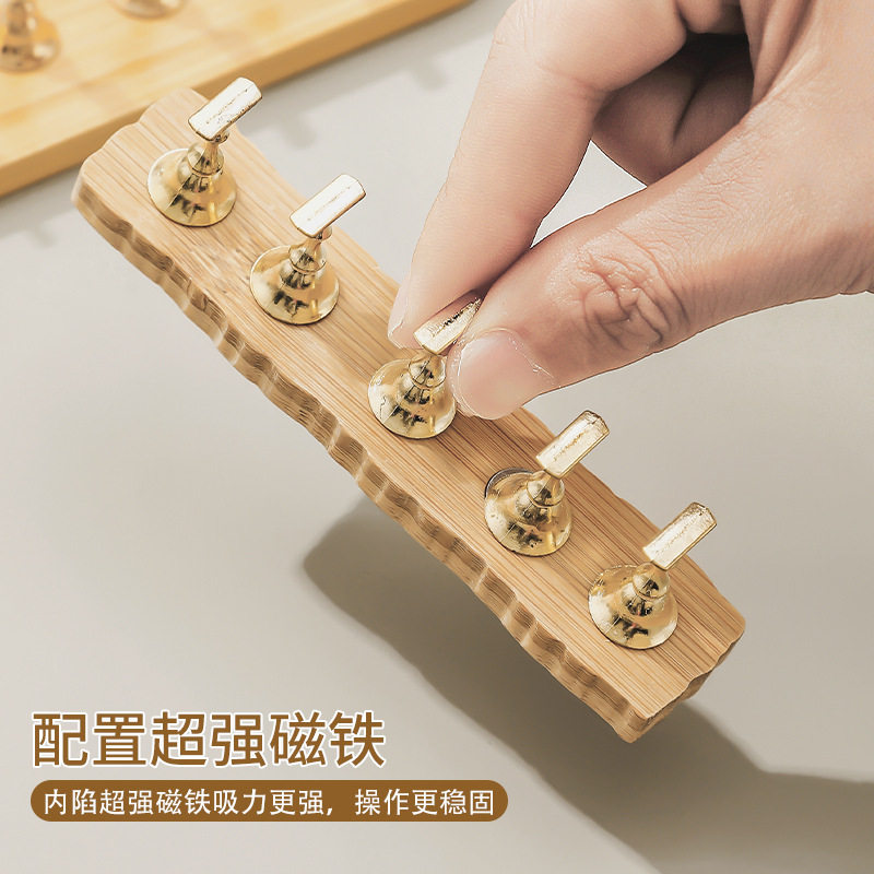 日系原木甲托美甲练习底座爆款金属强磁指托穿戴甲底座甲片托