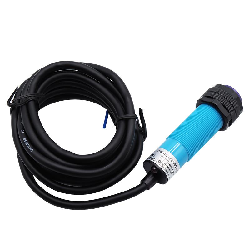 沪工漫反射红外线光电开关AE3F-DS10N1-N2-P1-P2-A1-A2-N3-P3 M18