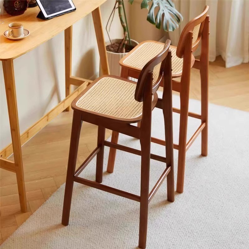 热销北欧实木吧台椅家用岛台椅子侘寂风椅子藤编吧椅酒吧椅靠背高