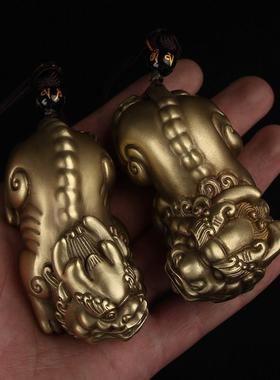 全铜貔貅手把件招财公母貔恘一对办公桌面小摆件随身盘玩转运礼品