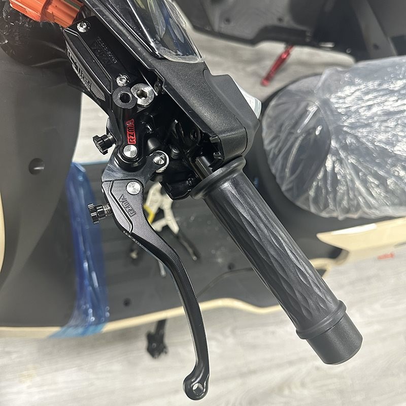 刹车上泵适用电动车九号Nz Mz Fmix改装碟刹C12侧推制动顶泵