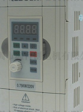 1500W堤斯基矢量变频器  tesech通用大功率变频器 可以长时间运行