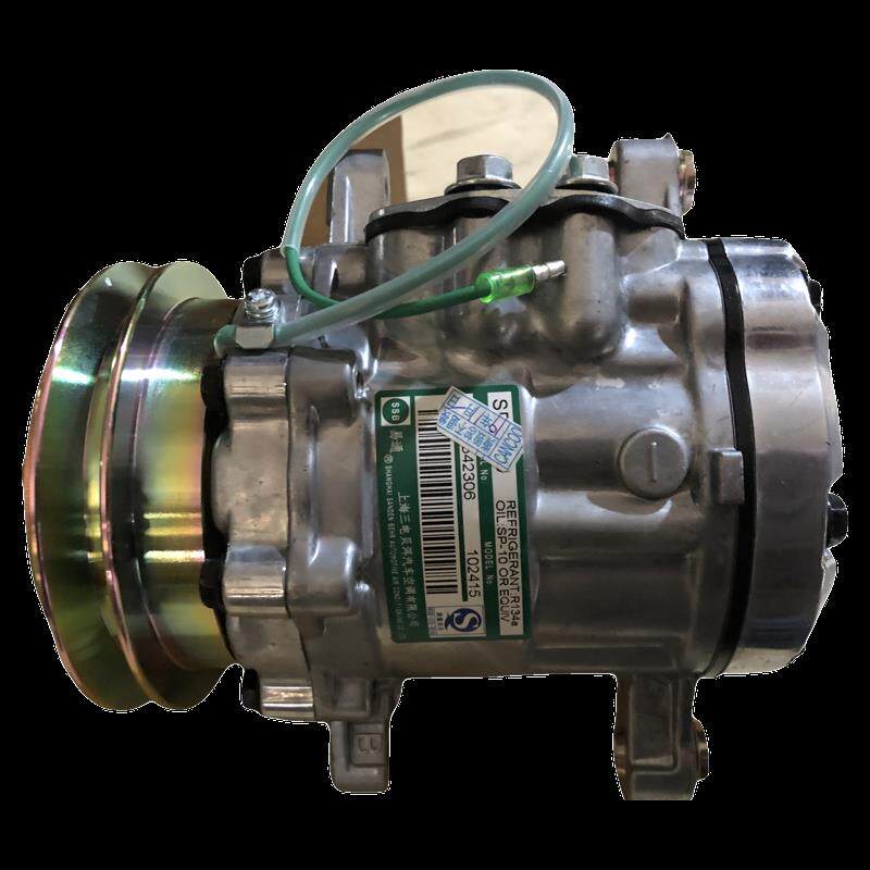 新源挖土机五菱之光12V24V空调压缩机冷气泵7B10