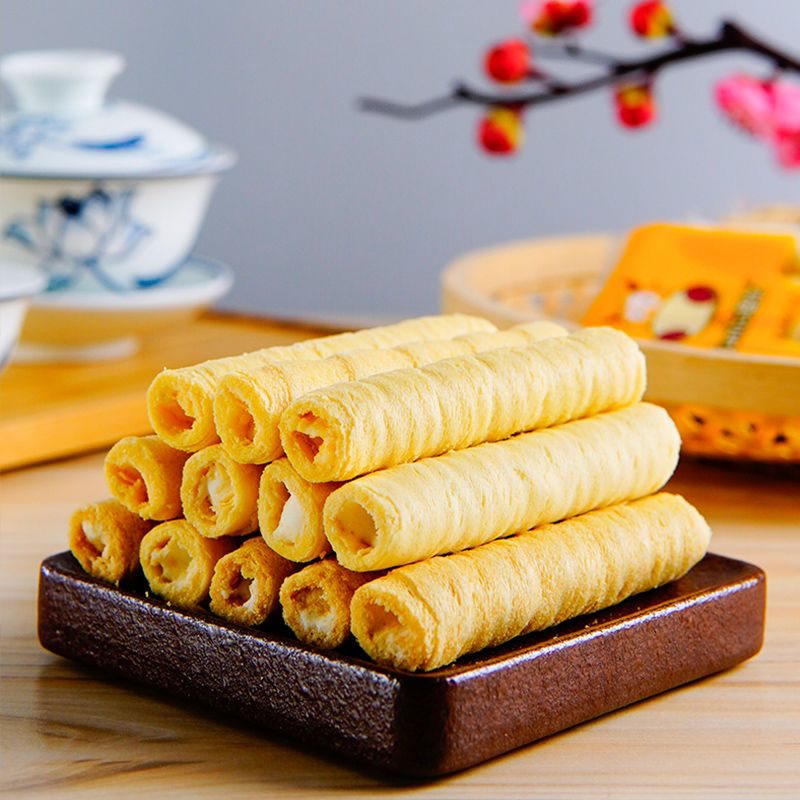 图牛卷心酥芝士咸蛋黄夹心蛋卷大草原豆乳桂圆红枣小包装零食整箱