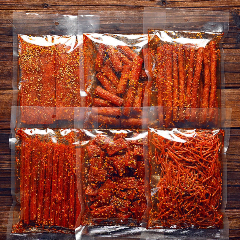 网红辣条麻辣零食大礼包大刀肉大辣片儿时怀旧手工小吃批发便宜