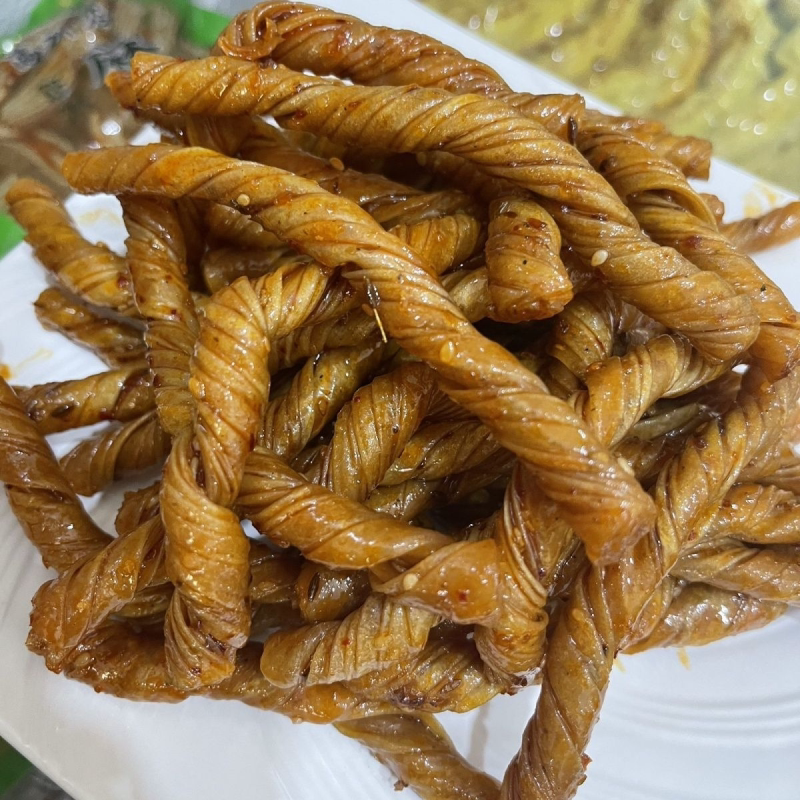 河北特产传统老式甜辣味辣条休闲豆条美味零食老式辣片下酒菜即食
