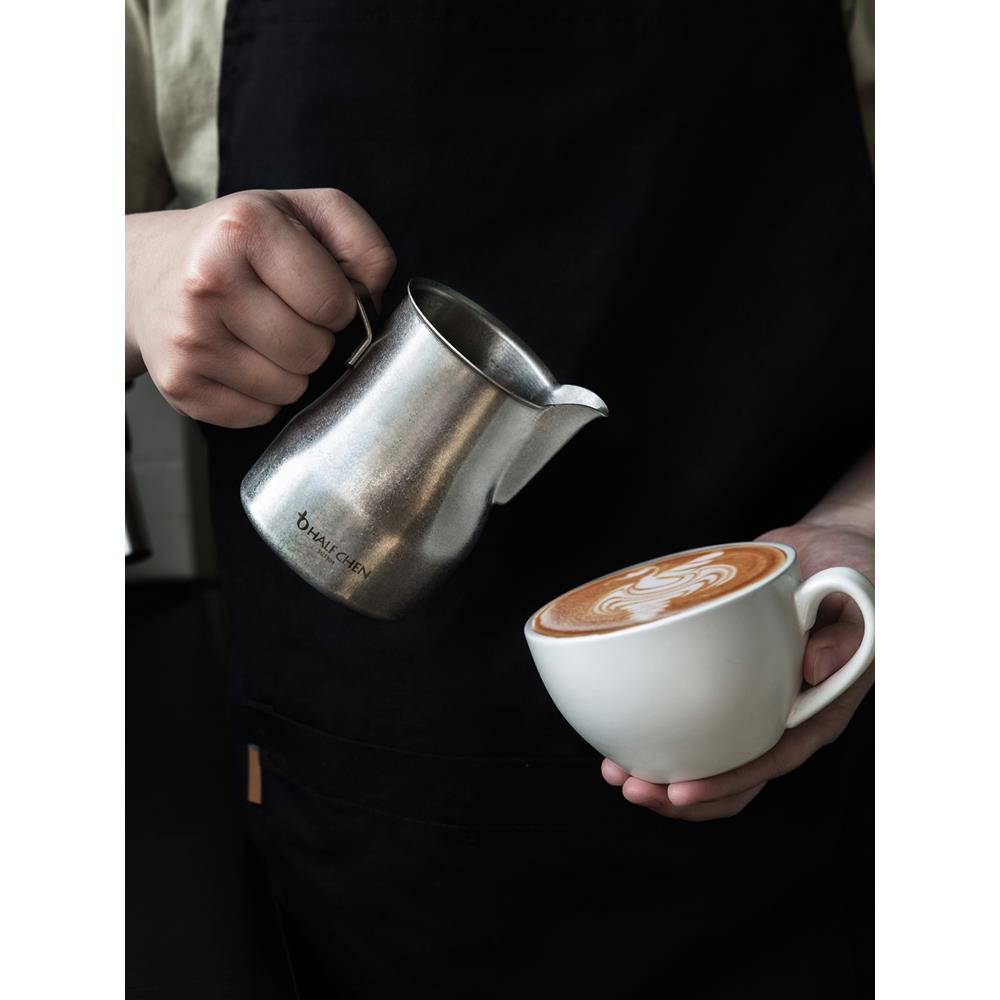 304不锈钢意式咖啡鹤嘴打奶缸大肚奶泡杯做旧拉花神器刻度500ml