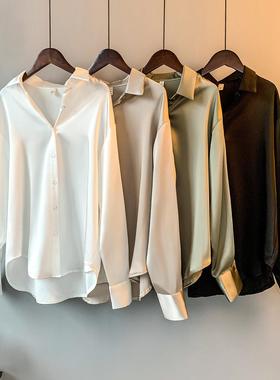 豪华样板房衣帽间服装女式衬衫展示饰品定制家具衣柜展厅软装饰