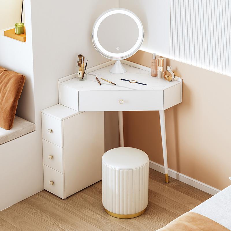 墙角梳妆台小型三角形化妆桌卧室小户型主卧转角化妆台床头柜一体