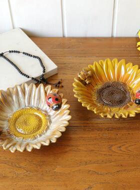 欧洲家居配件向日葵甲虫陶瓷烟灰缸装饰英国小吃盘瓜子碟皂架