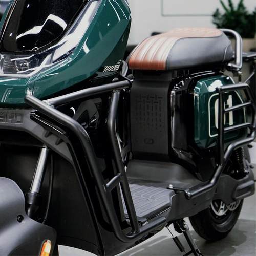 适用极核AE2短座版电动车护杠保险杠防摔杠后货架尾架加厚外卖架