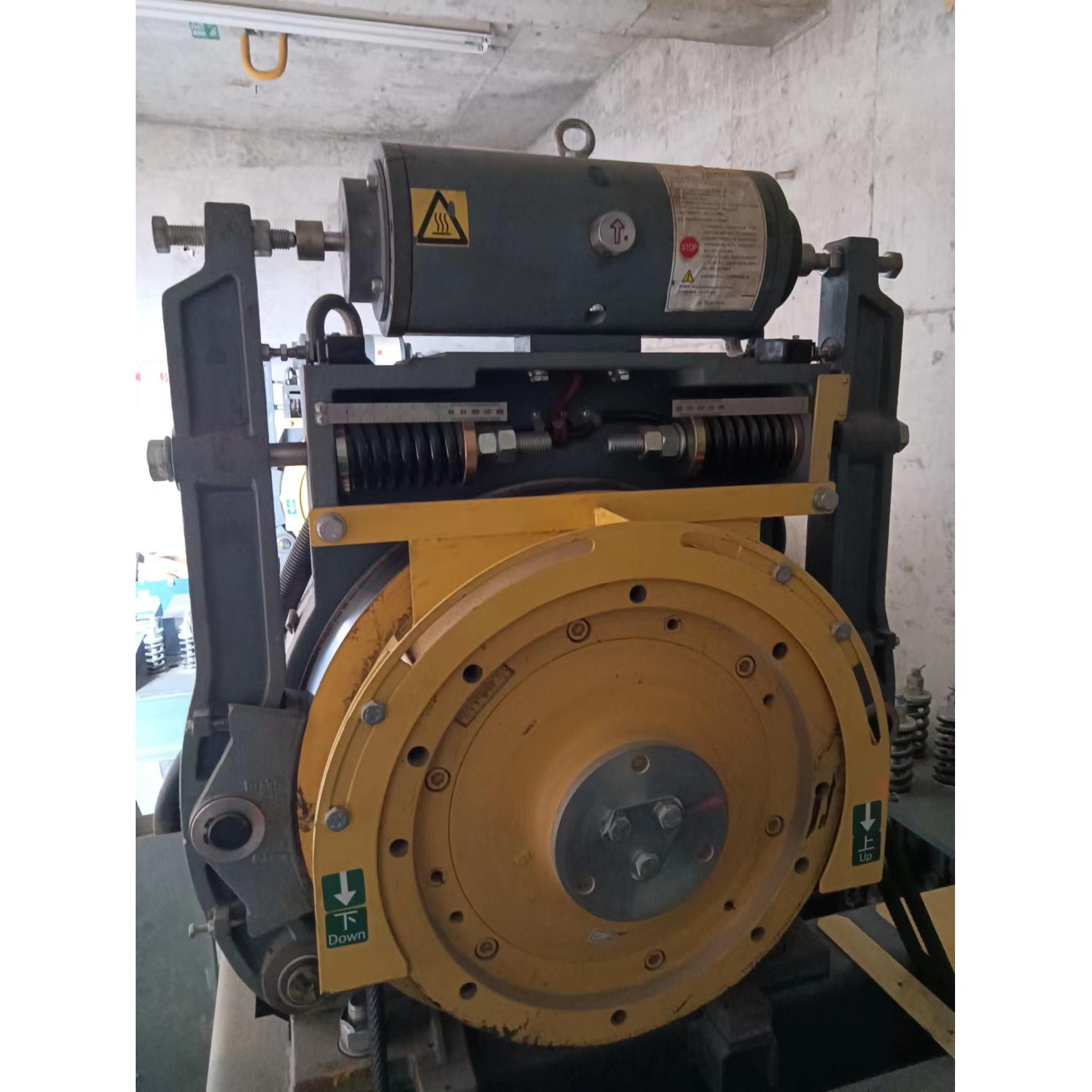 DMB蒂森电梯制动器PMS280 PM300原装曳引主机电磁铁16E1抱闸全新