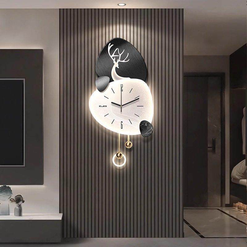 石来运转挂钟麋鹿客厅电视背景墙钟表装饰画轻奢高级感玄关墙壁灯