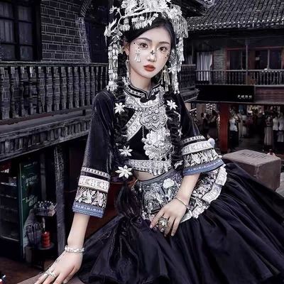 新款苗疆土家族少女旅拍网红套装