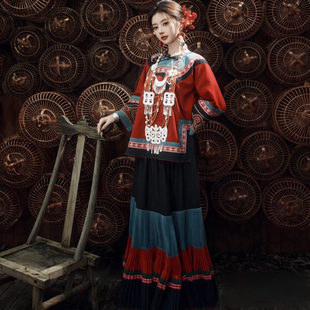 2026新款凉山彝族特色民族服装少数民族印花服饰写真旅拍服饰套装