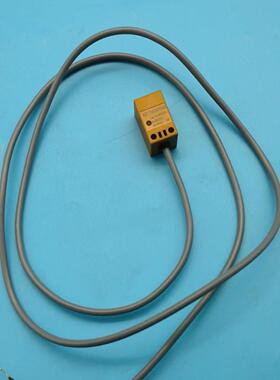 AZ1705PK60合力龙工加力电动托盘搬运车接近开关互锁INB-05P16POU