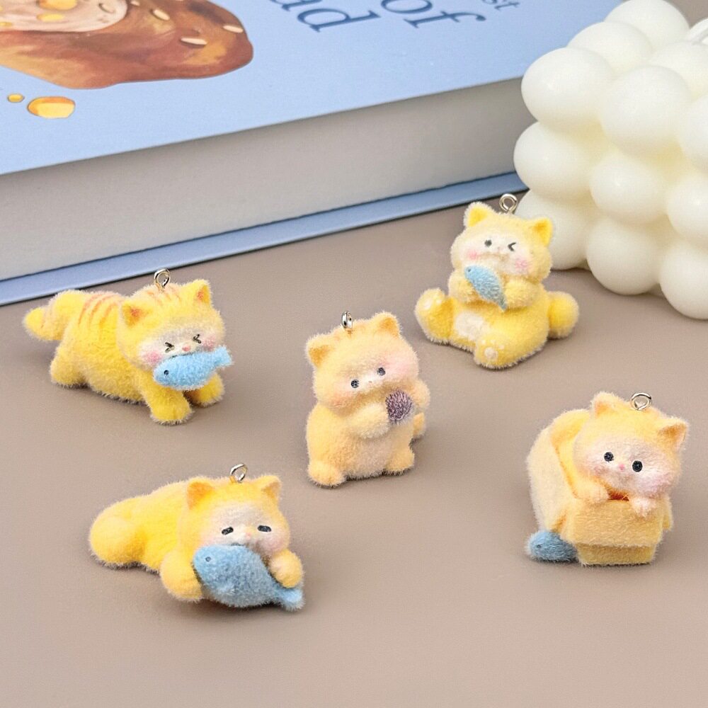 汽车装饰品摆件鱼猫咪钥匙扣挂件diy可爱包包手机钥匙扣小猫挂饰